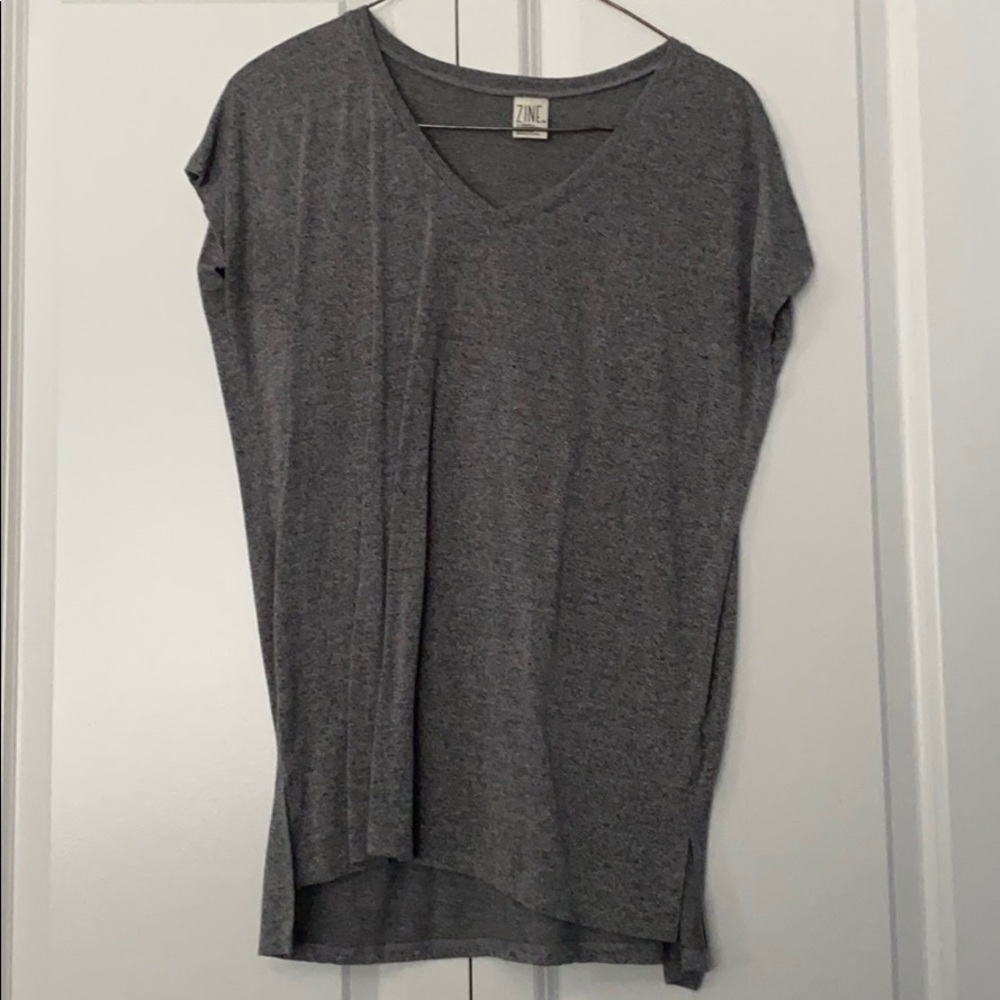 2 for $20 Top! Winners grey oversized v-neck